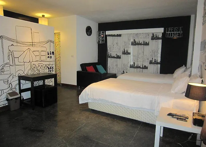 White Rabbit (adults Only) * Siem Reap