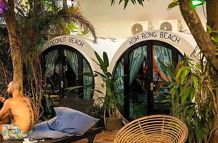 White Rabbit (adults Only) Hostel
