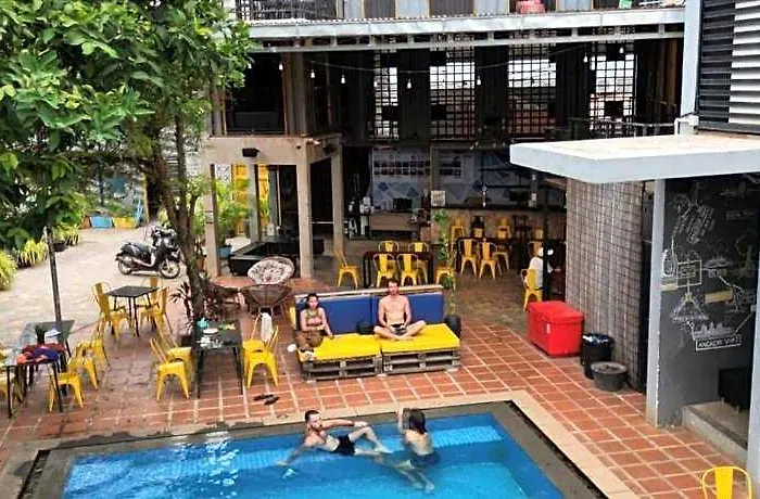 White Rabbit (adults Only) Hostel *