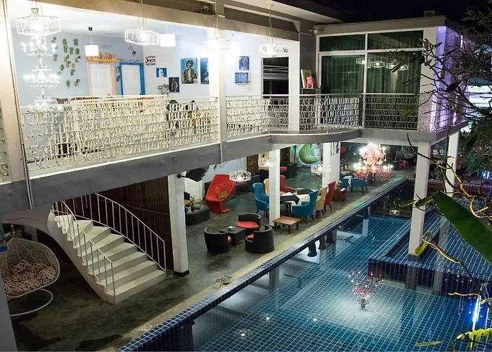 White Rabbit (adults Only) Hostel *