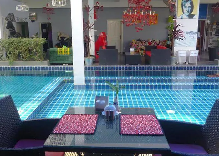 Hostel White Rabbit (adults Only) *